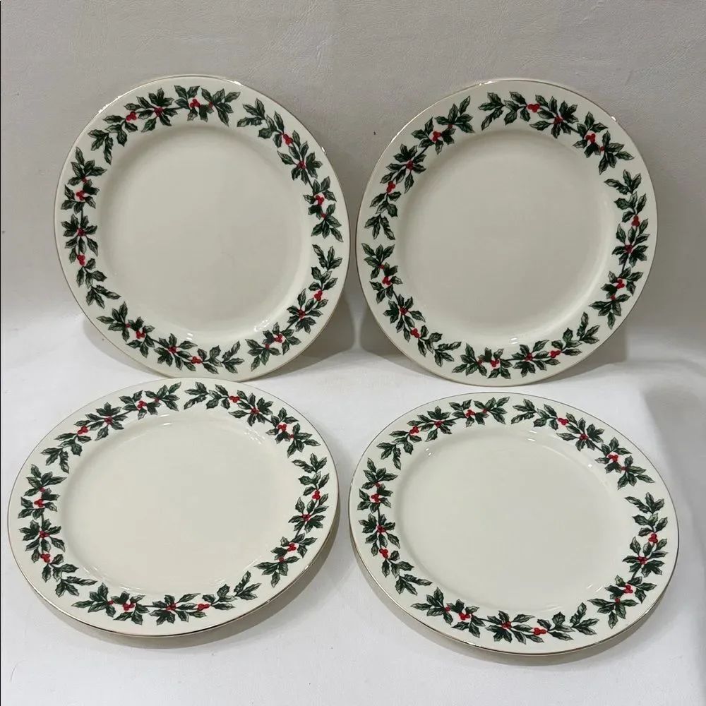 Formalities Baum Bros Holly Collection Festive Design 4 Salad Dessert Plates